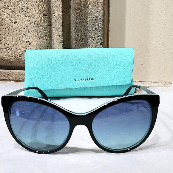 Tiffany & Co. Accessories - Tiffany & Co. Cat Eye Sunglasses (TF 4159 82749S)